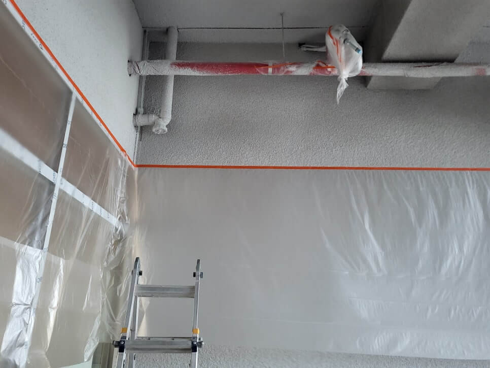 노출-콘크리트-펄라이트-뿜칠-시공후-뿜칠왕