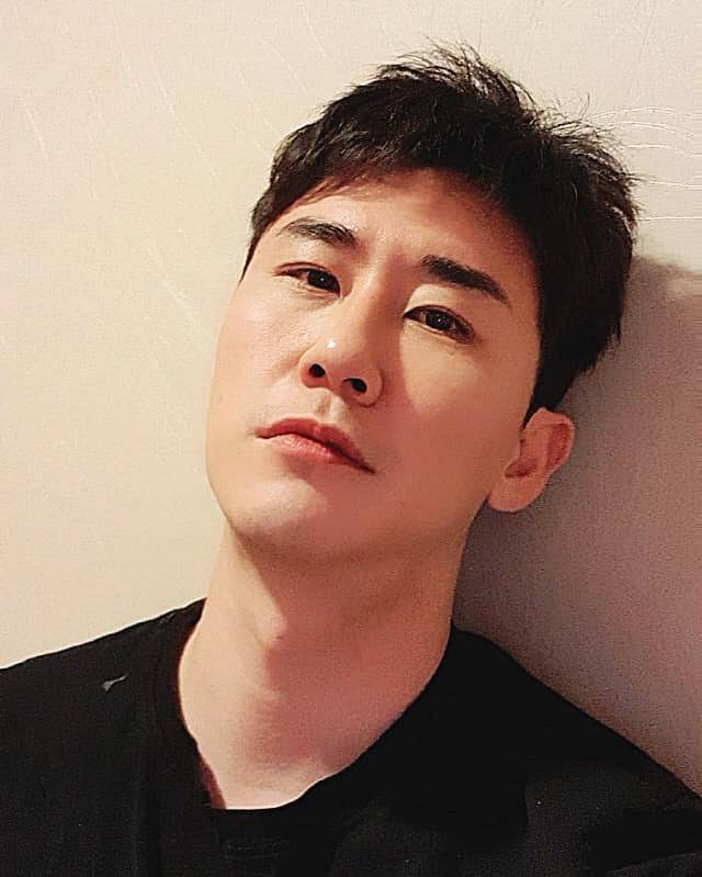 가수-영탁