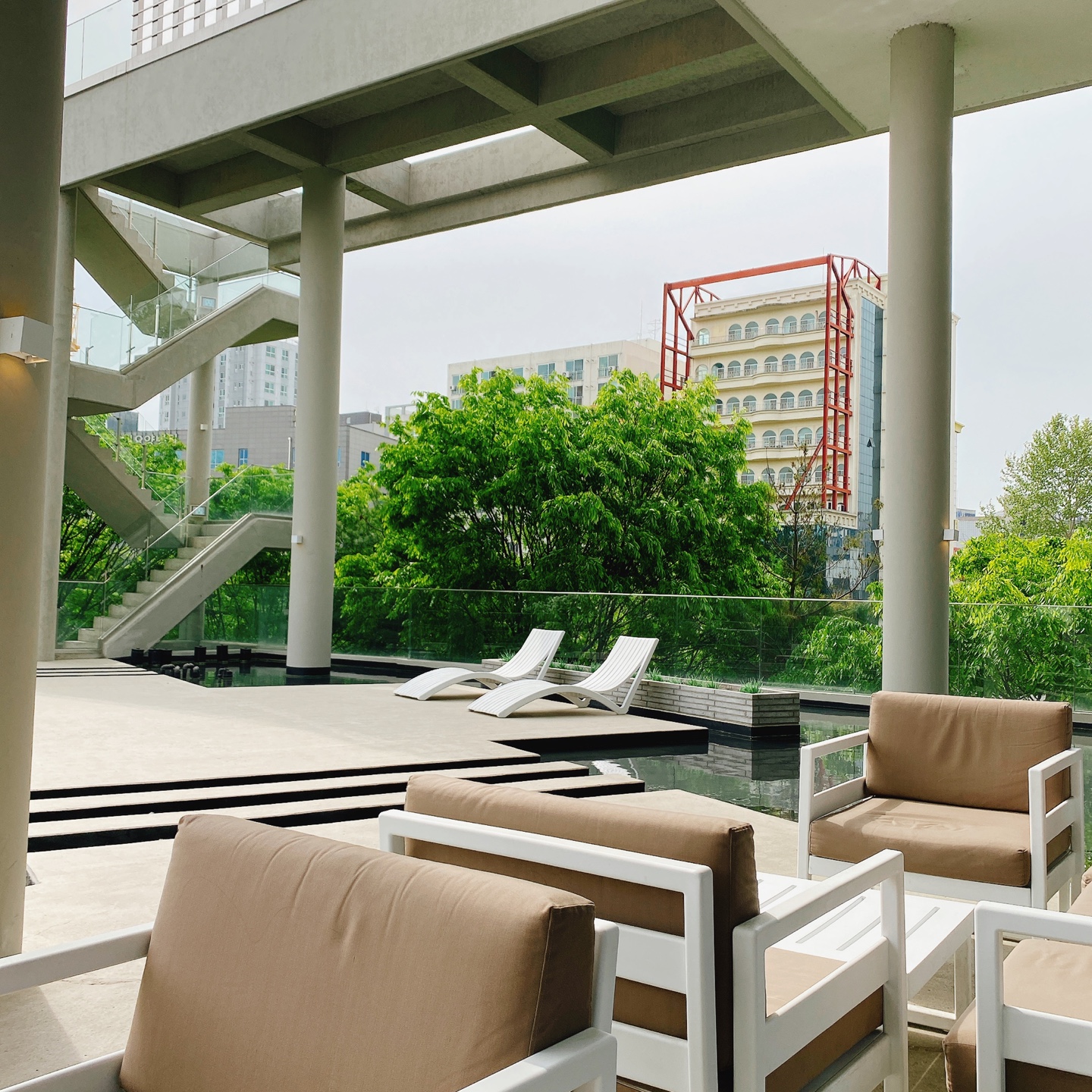 대전 대형베이커리 카페 크로넛 유성공원 에이트 aight