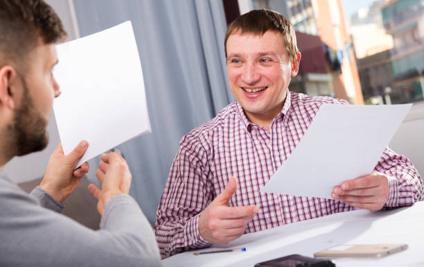 중장년 재취업 바우처 최대 200만 원 받는 법