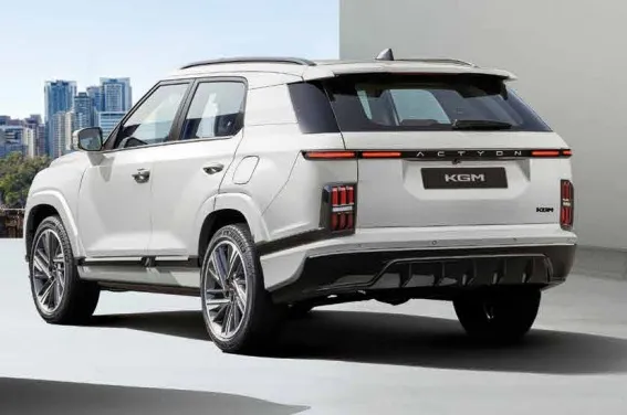 2025 액티언 하이브리드 후방 이미지