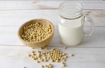 이소플라본이 많은 대두와 두유