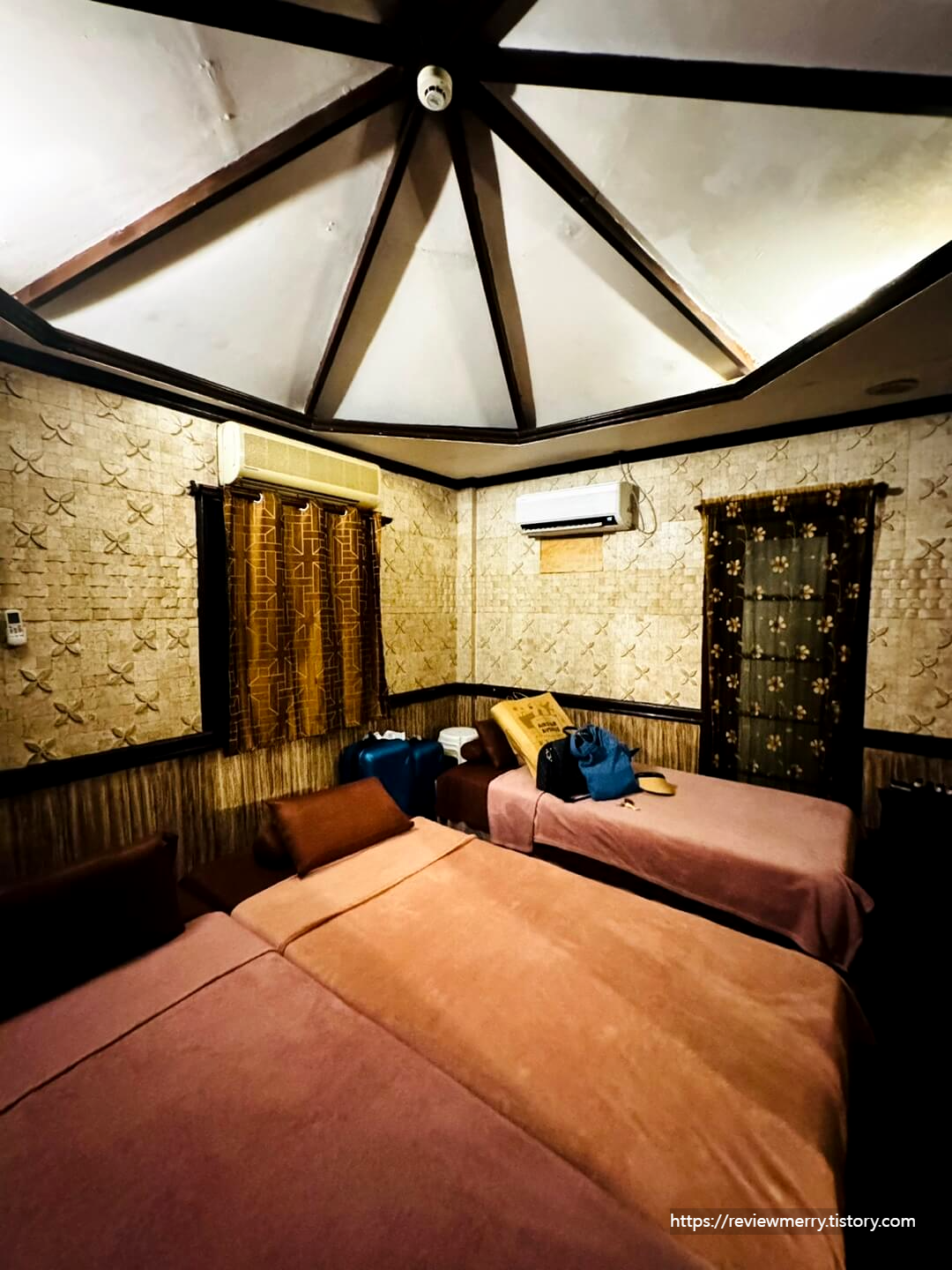 숙박실 내부