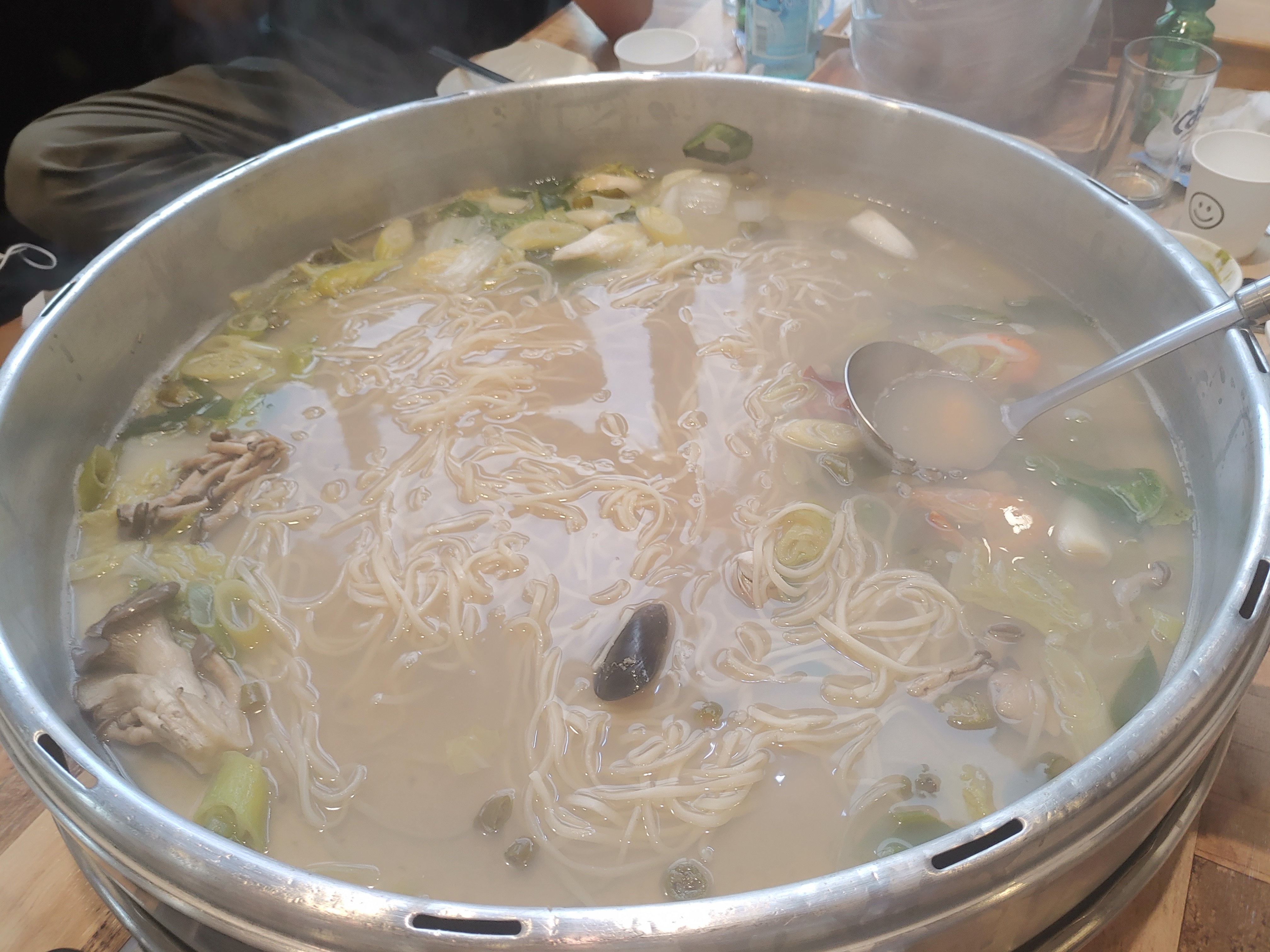 택이네 조개전골 칼국수