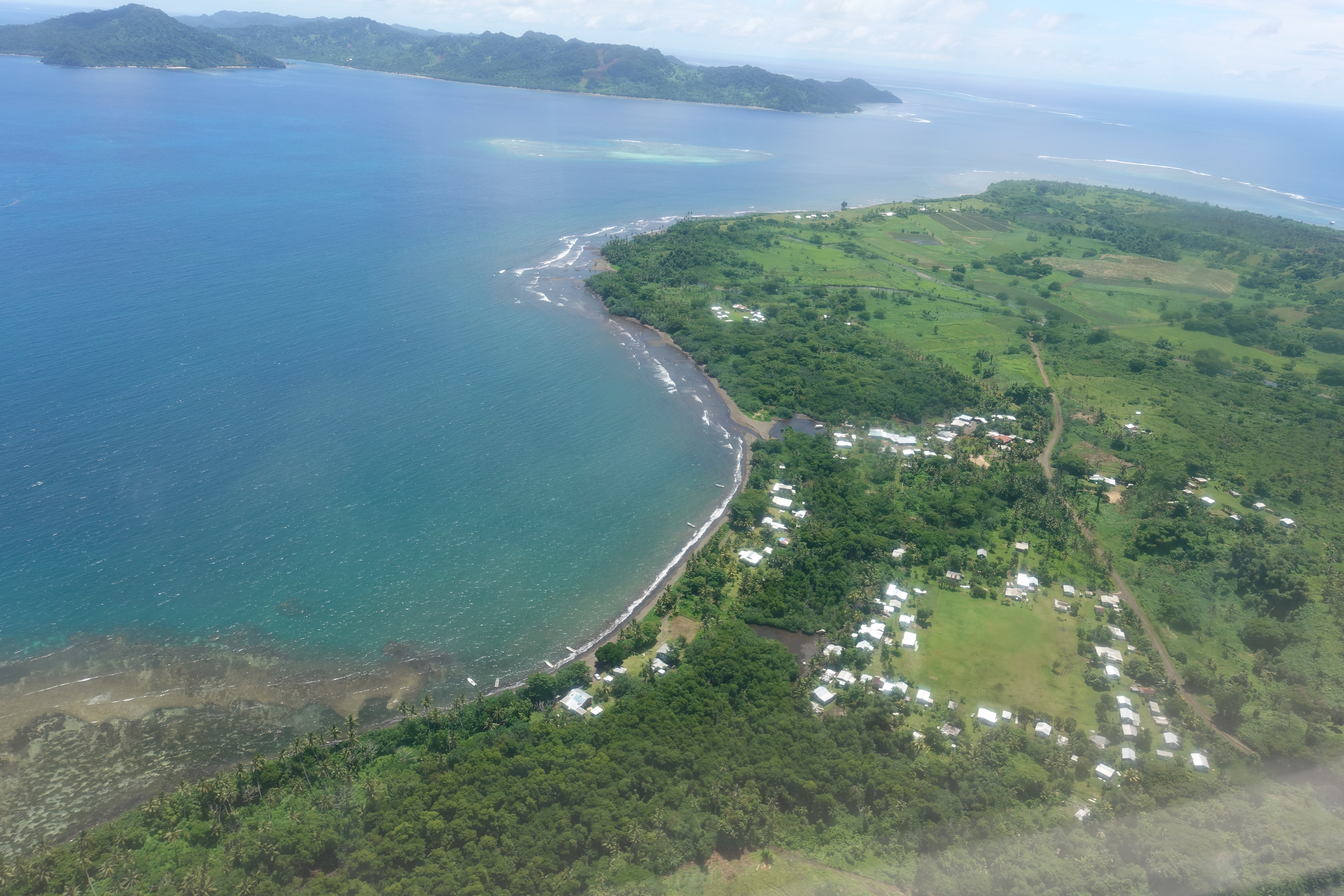 경비행기에서 내려다본 바다