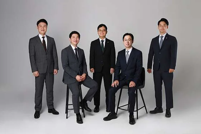 법무법인 율재 이혼 형사 가사 법률상담 변호사사무소