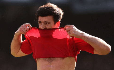 에버턴 전반에 맨체스터 유나이티드 상대로 2골 승리 중 충격 후반 전망