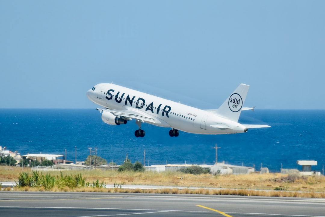 8월 항공권 특가 – 여름 여행의 기회를 놓치지 마세요! 관련 이미지 2