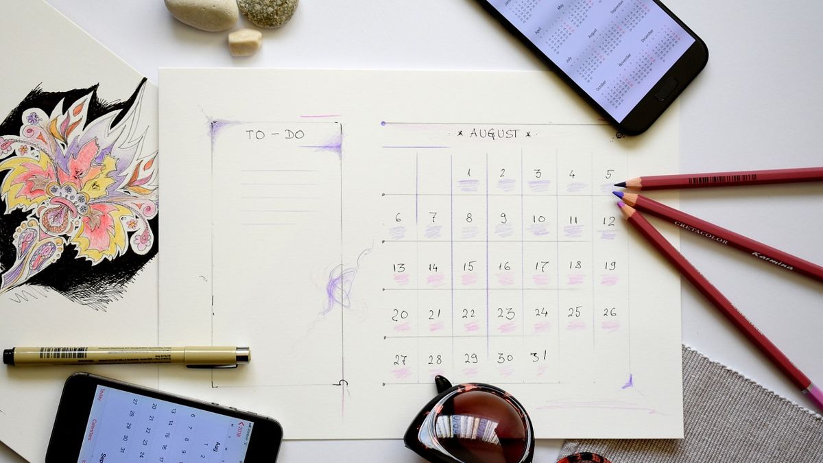 수술을 앞두고 일정을 정리하는 조용한 장면
