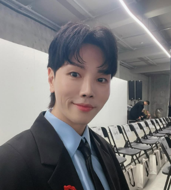 가수 홍지호 프로필