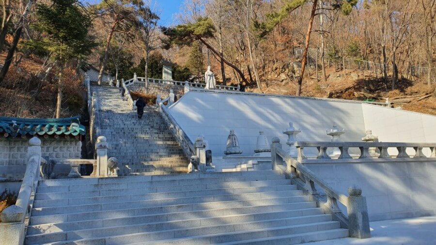 서울 도선사 : 도선국사의 지팡이가 빚은 마애불과 천년의 기도 성지