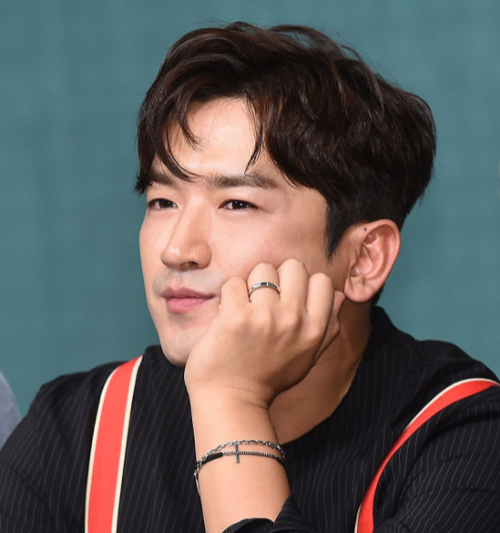 이민우 나이