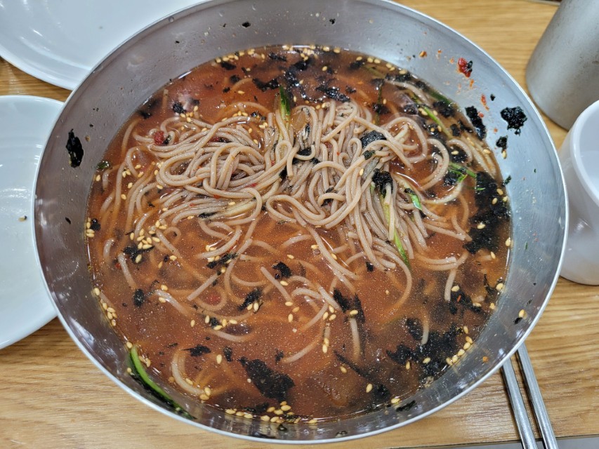 동해막국수 비빔막국수 명태식해