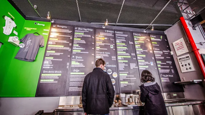 레스토랑 벽면 메뉴