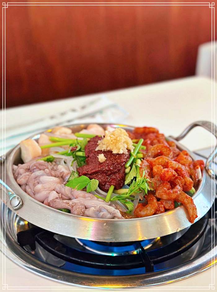 홍대입구 연남동 맛집 낙지, 대창, 새우, 낙대새 전골