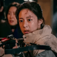 박유리(고민시)