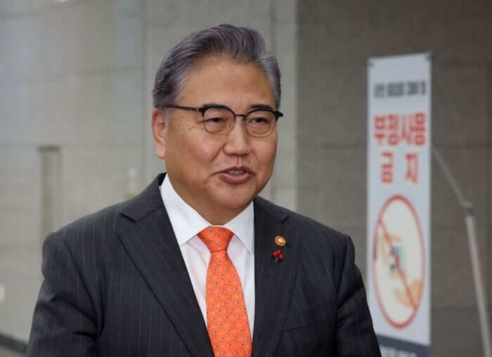 "우크라이나 순방, 건진법사 청탁 - 박진 전 외교부 장관 특검 수사 전말"
