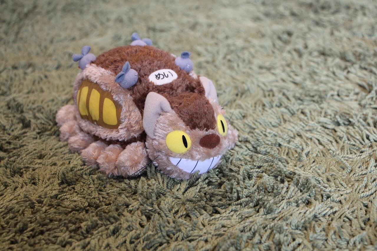 지브리 캐릭터 ‘고양이 버스’가 오늘날 MZ세대에게 주는 ‘회피형 위로’