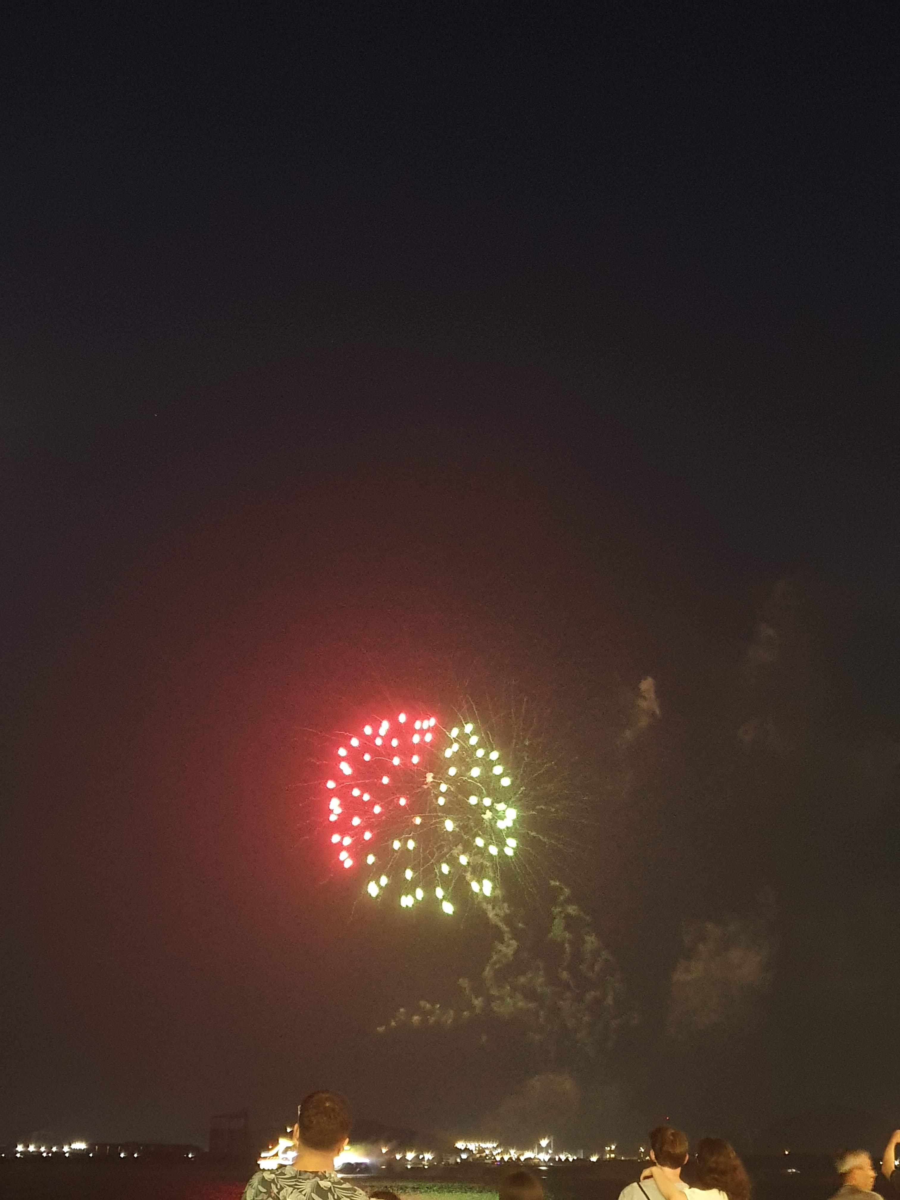 평화광장 유람선 불꽃놀이