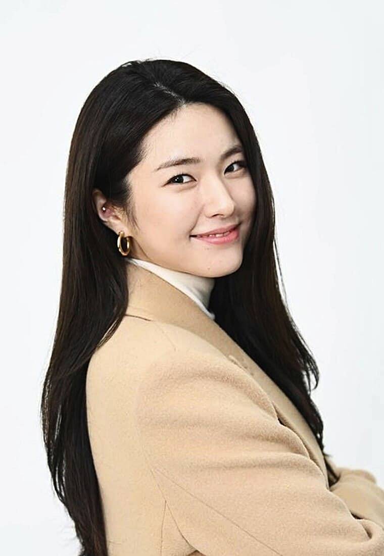배우-하영