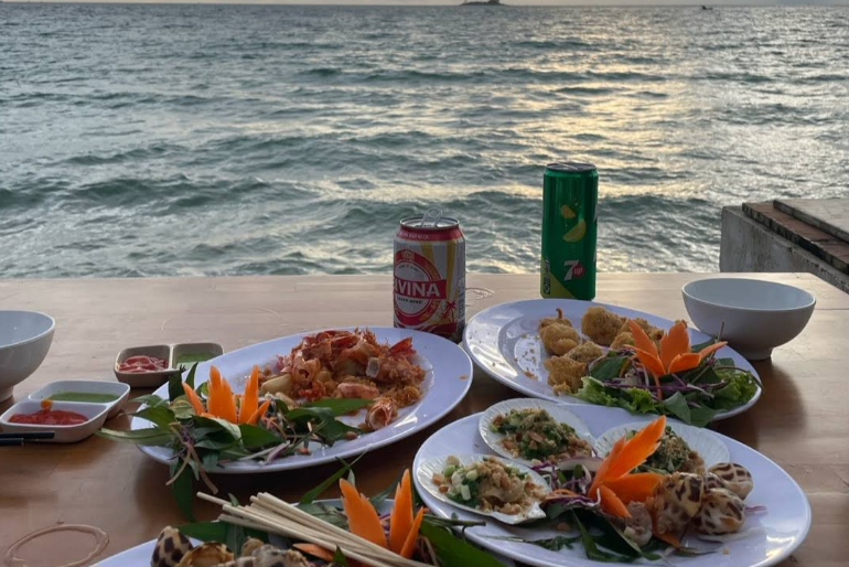 Nhà Hàng Biển Làng Chài 1