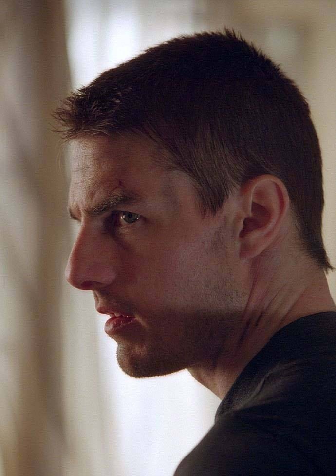 극 중 탐크루즈