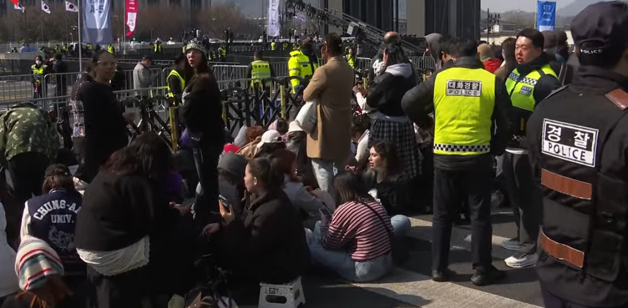 BTS 광화문 공연, 설렘 뒤에 숨은 불편… 결혼식 하객들 ‘초비상’ 관련 이미지2