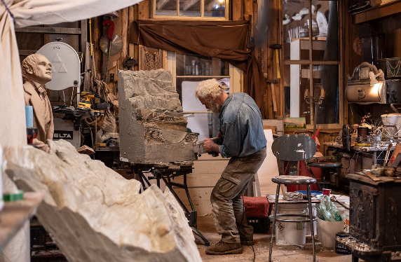 고령사회가 경제 성장에 미치는 영향