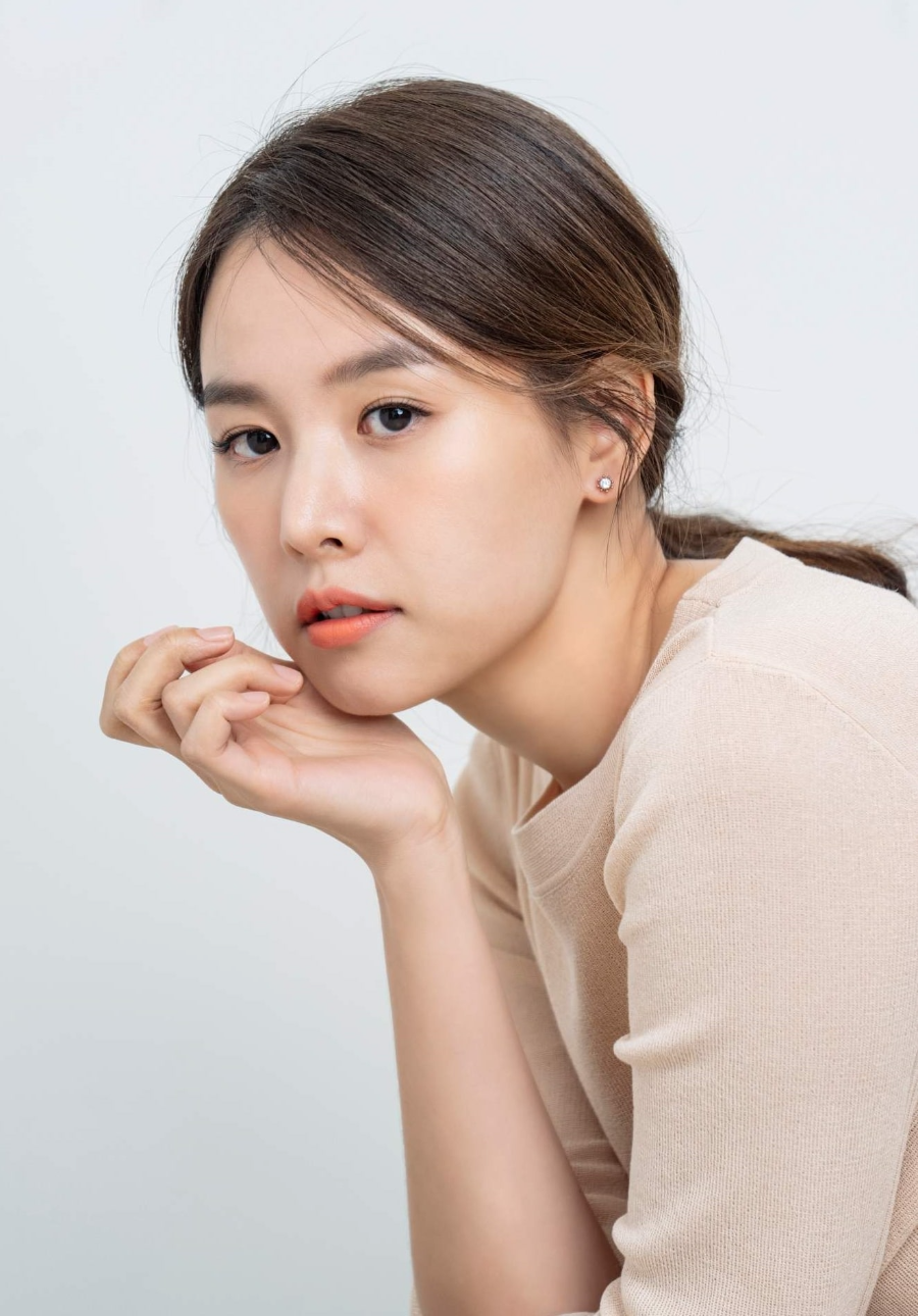 배우 조윤희