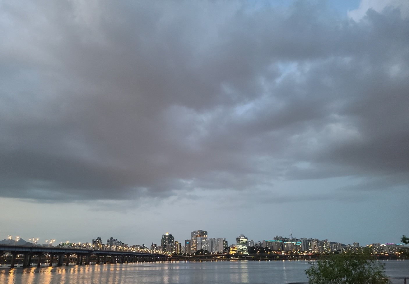 5월의 여의도 한강