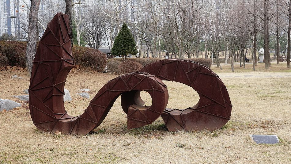 작품 환희에 대한 설명 없음