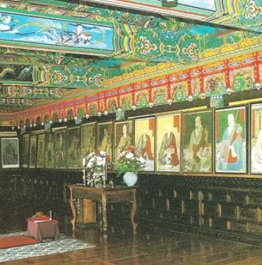 보은 법주사 : 천년의 세월을 견딘 국보의 향연과 황금 미륵불의 자비 천년의 불심을 간직한 호서 제일 가람