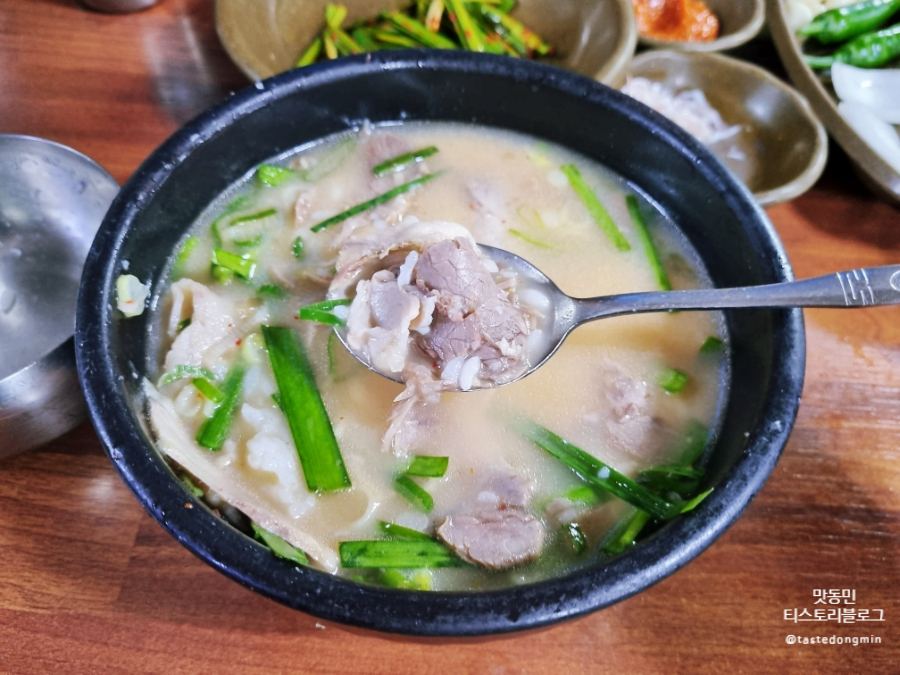 영진돼지국밥 돼지국밥 맛