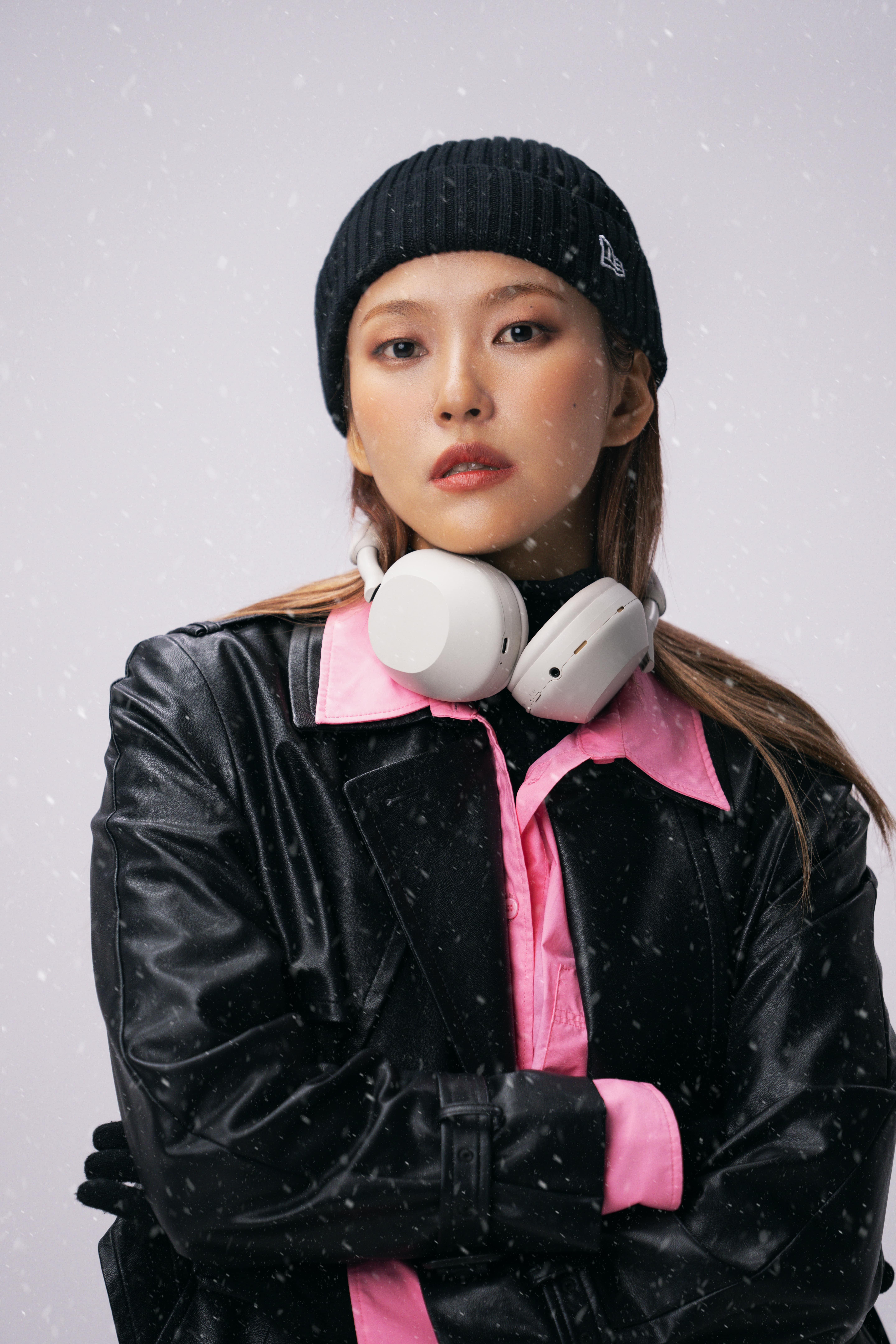 소니 무선 노이즈 캔슬링 헤드폰 WH-1000XM5