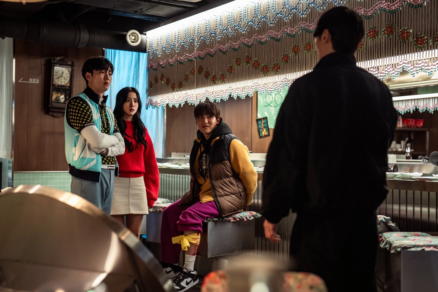 쿠팡플레이 뉴토피아