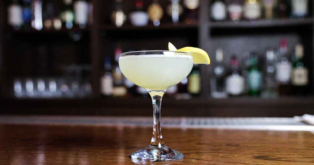 화이트 레이디 황금 레시피 & 스토리 및 완벽한 안주 추천