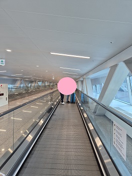 연결통로 무빙워크