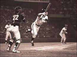 야구 작전 중 스퀴즈 번트 관련 이미지