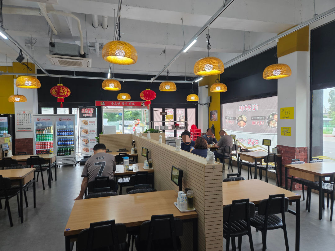 천지짬뽕101 내부