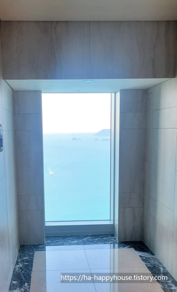 해운대 LCT 레지던스 로비전망