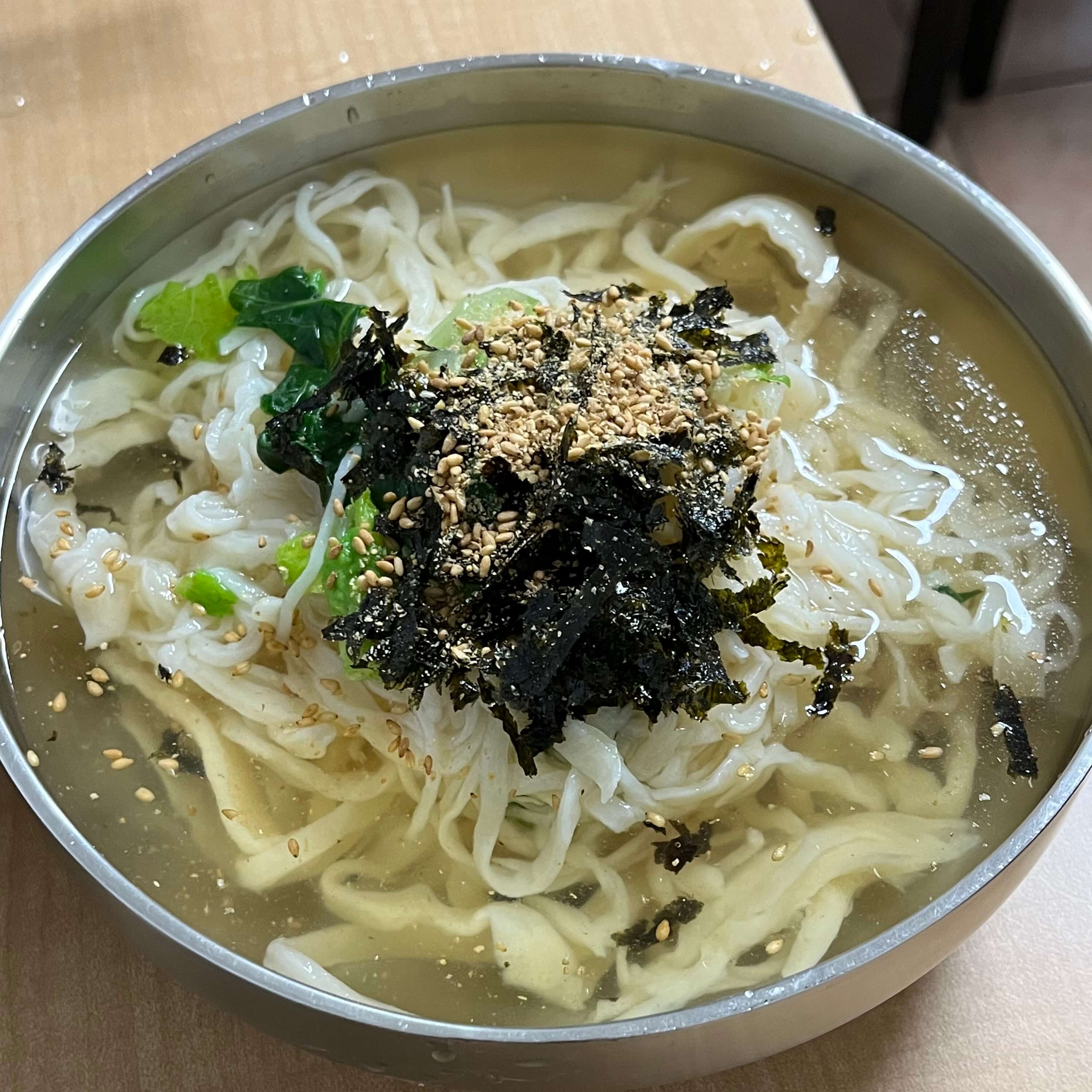대구 봉덕시장 맛집 - 청도 봉시 손칼국수 - 봉시 칼국수 - 칼국수 맛집 - 시원한 칼국수