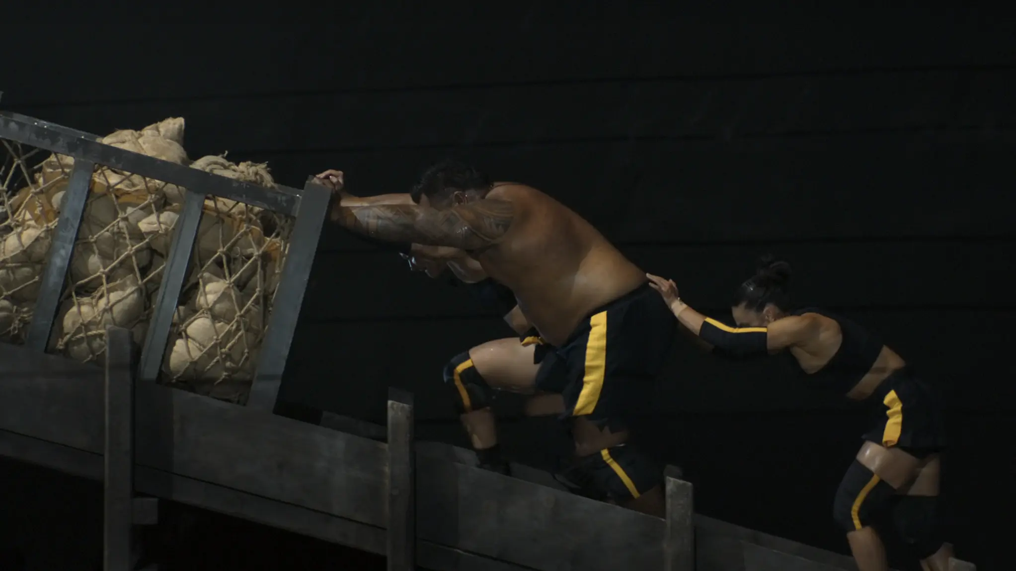 난파선' 첫 경기 – 호주 vs 일본