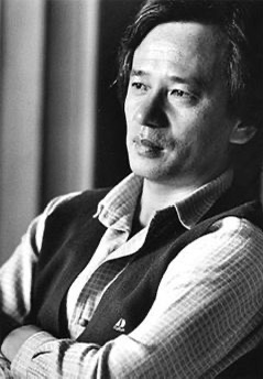 김세레나 김홍신 작가