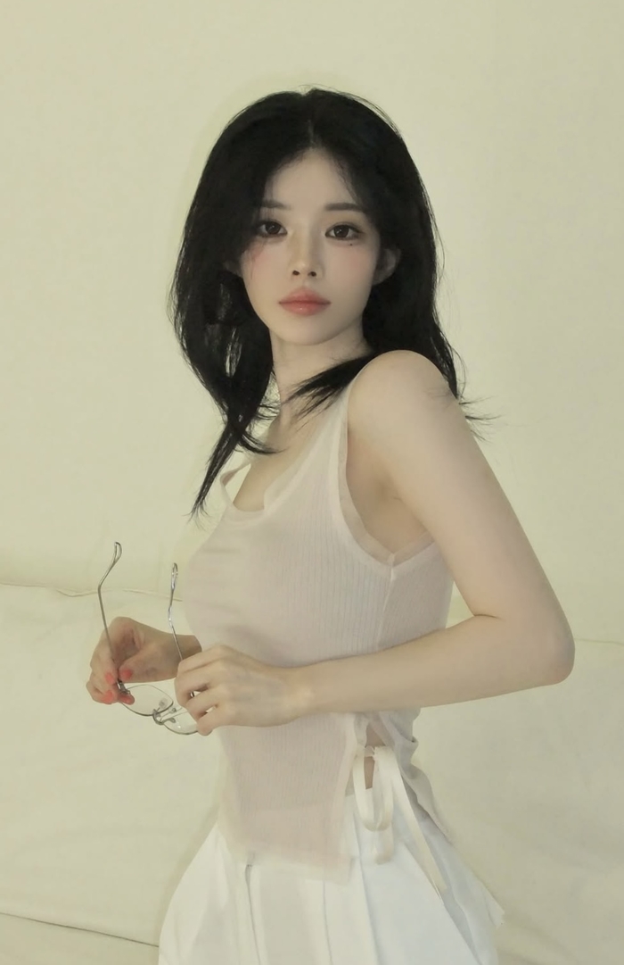 유혜원 2025년 여름 SNS 근황 이미지 세 번째