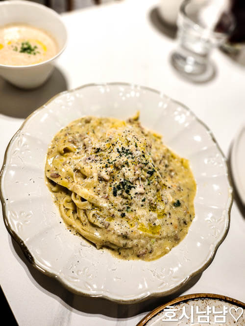 화이트라구파스타