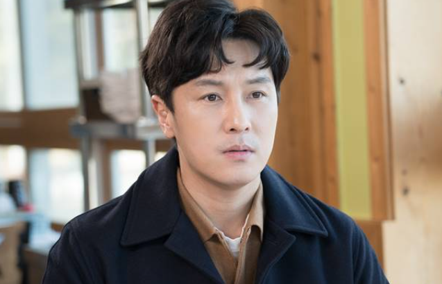 김동완 서윤아