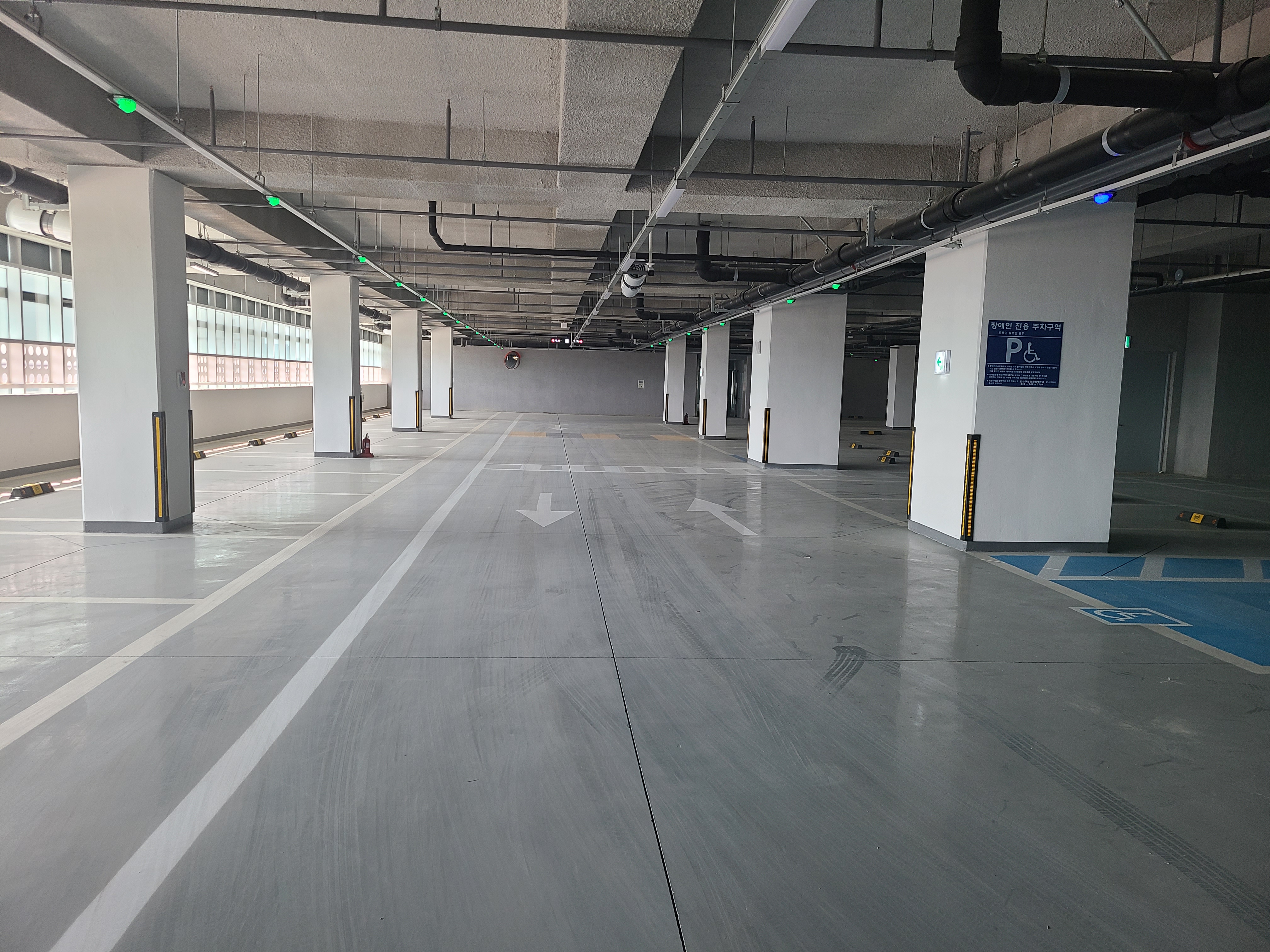 송도 AIT센터 4층이하 섹션오피스 및 주차장5