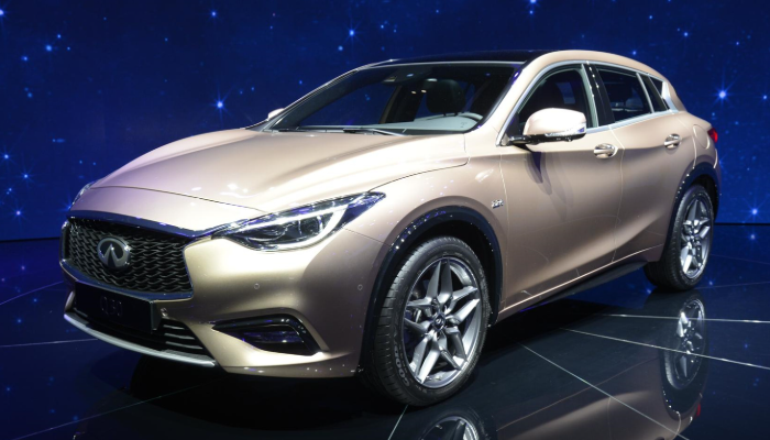 인피니티 Q30 중고차 가격 시세표 연비