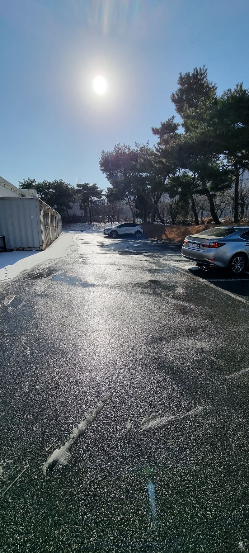 루이까스텔-주차장