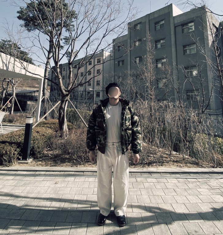 데일리룩('26.2.22.)밀리어네어햇 헌팅캡 베레모, 파르티멘토 카모패딩 밀리터리패딩, 무신사스탠다드 슬리브티셔츠, 무신사스탠다드 벌룬팬츠, 헬로헬 스퀘어 엔지니어부츠 웨스턴부츠